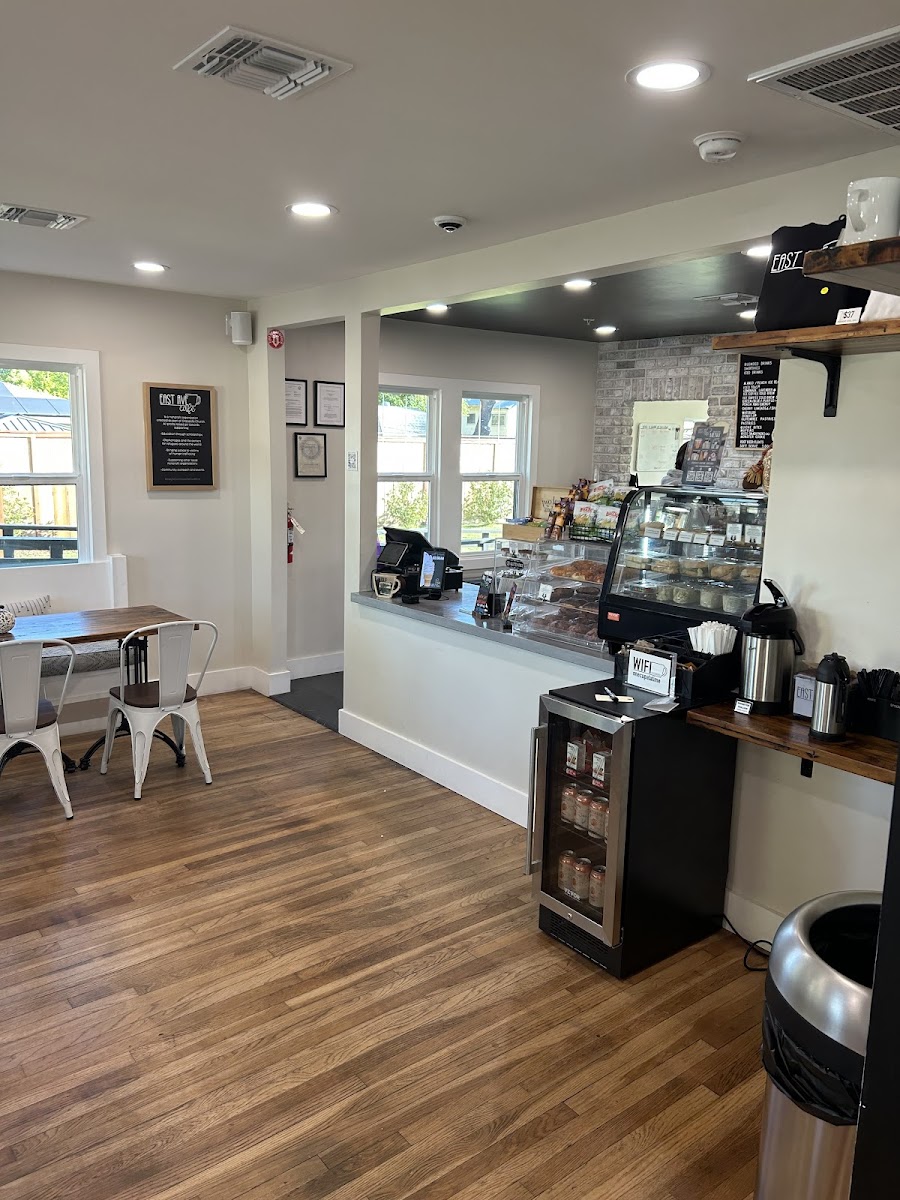 East Ave Cafe